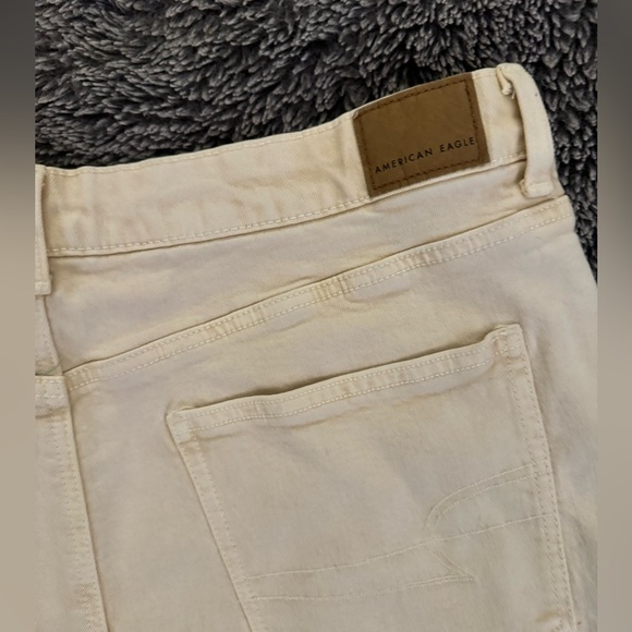 AMERICAN EAGLE Women’s Denim Mom Shorts - Picture 12 of 16